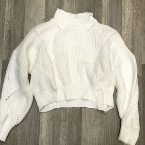 IVORY CABLE KNIT CROP SWEATER